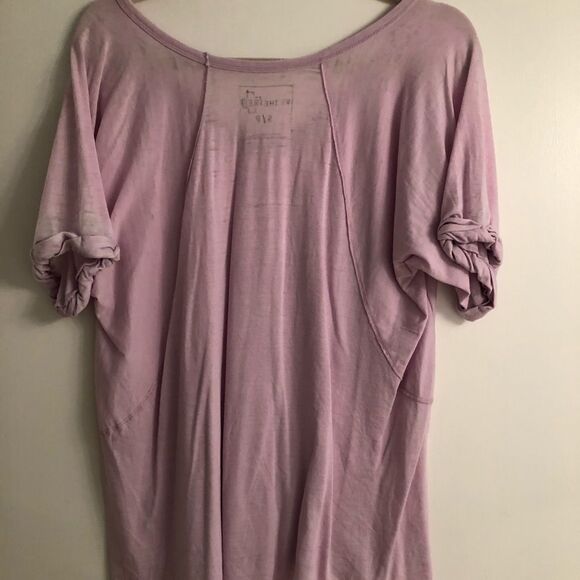 NWOT We the Free Light Purple/Pink V-neck top Size S/P - Picture 3 of 4
